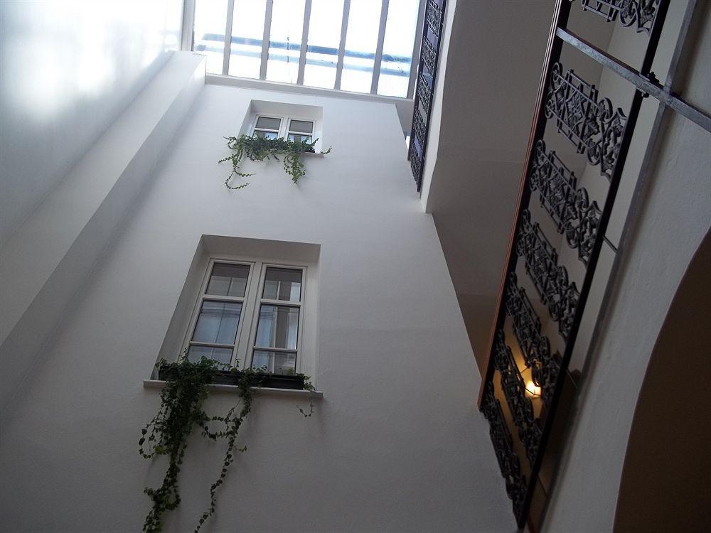 Boutique Hotel 16 Πράγα Εξωτερικό φωτογραφία