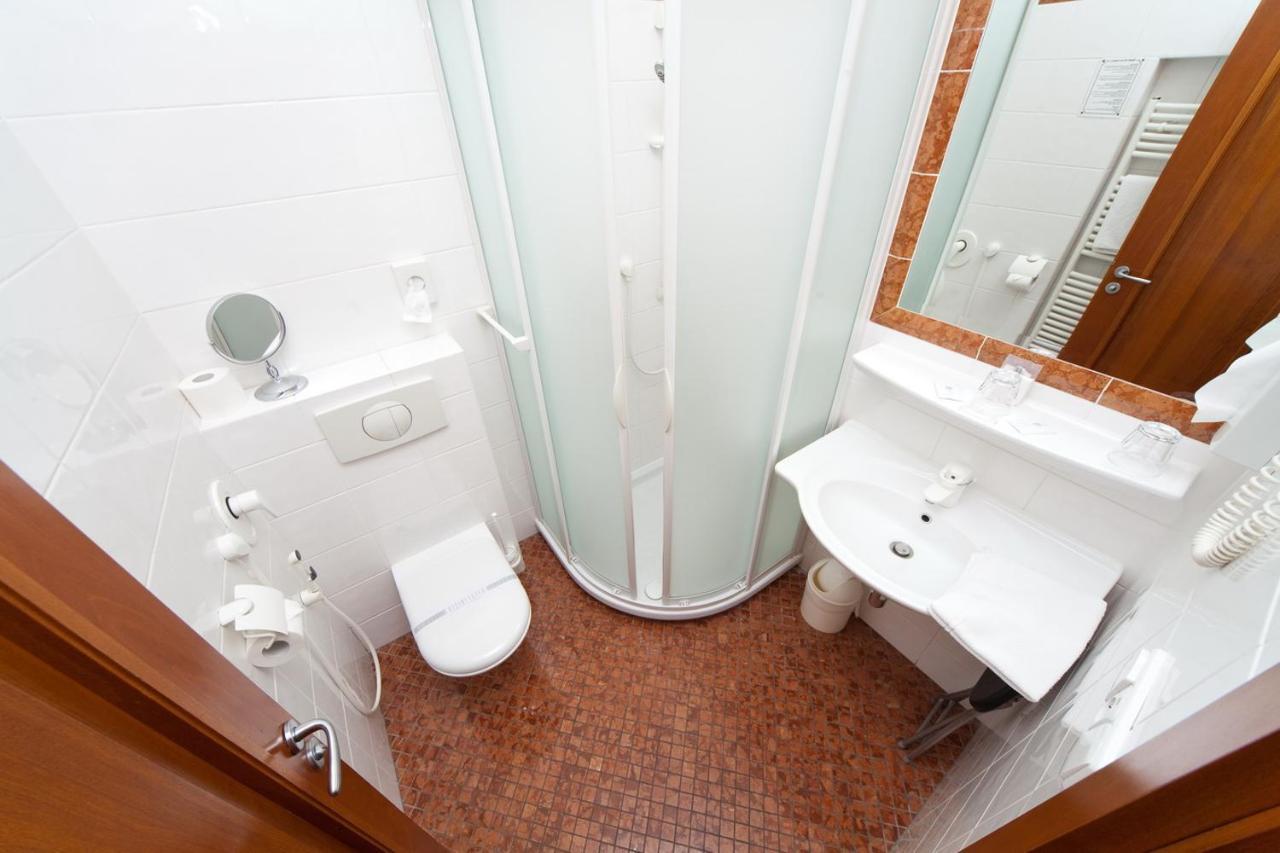 Boutique Hotel 16 Πράγα Εξωτερικό φωτογραφία